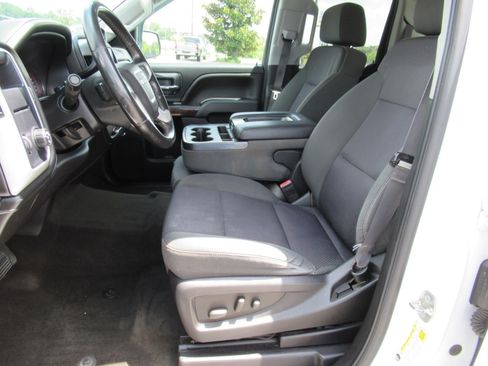 Used 2015 GMC Sierra 1500 SLE w/ SLE Value Package RWD image 19