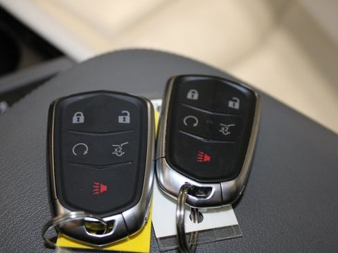 Certified 2023 Cadillac XT5 Premium Luxury image 17