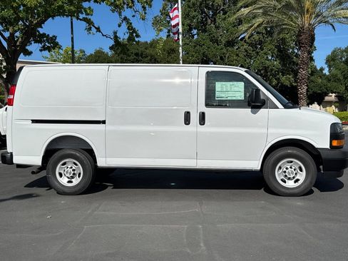New 2026 Chevrolet Express 2500 w/ Driver Convenience Package RWD image 2