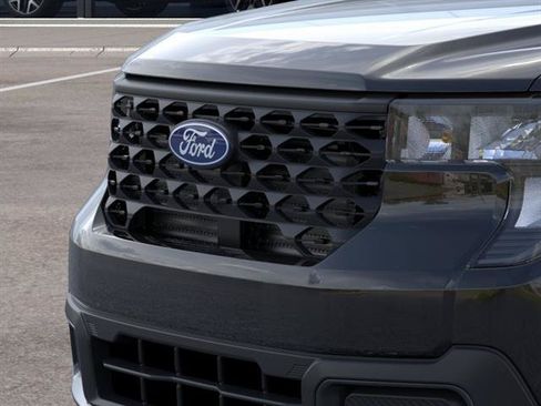 New 2025 Ford Maverick XLT w/ XLT Luxury Package FWD image 19