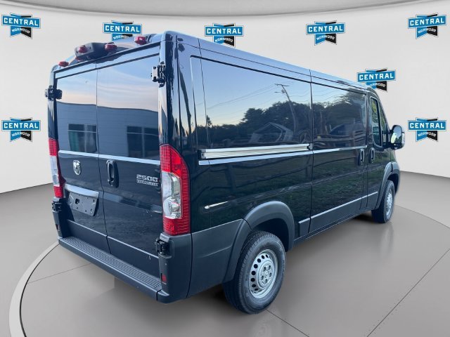 New 2026 RAM ProMaster 2500 w/ Convenience Group FWD image 5
