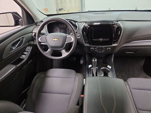 Used 2020 Chevrolet Traverse LS AWD/4WD image 13