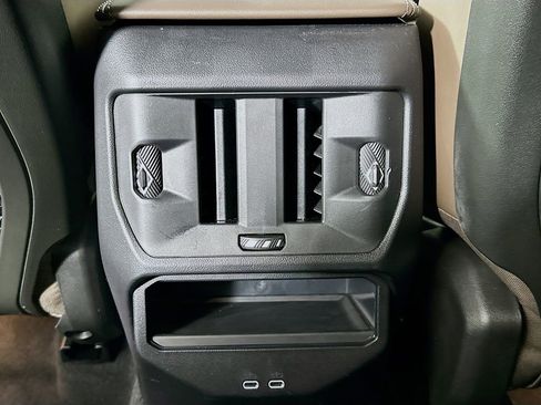 Used 2025 BMW X3 xDrive30i w/ Premium Package image 23