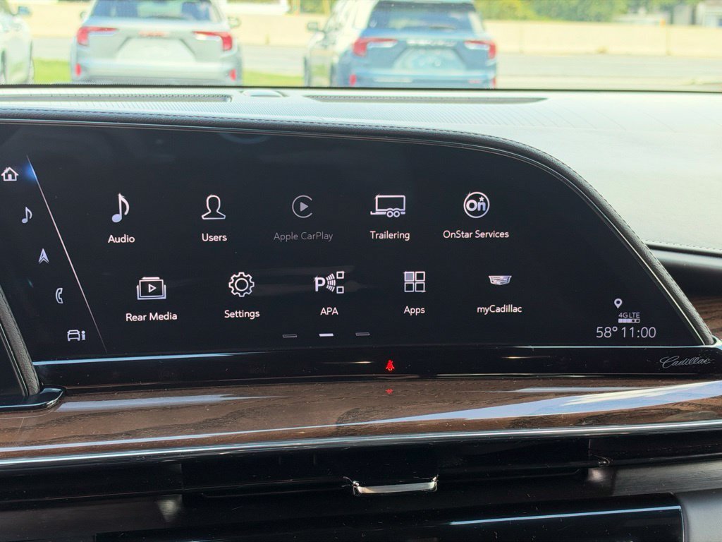 Used 2023 Cadillac Escalade ESV Sport Platinum w/ LPO, ONYX Package AWD/4WD image 19