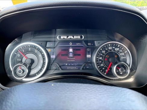 Used 2019 RAM 1500 Big Horn AWD/4WD image 16