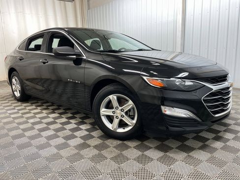 Used 2022 Chevrolet Malibu LS image 40