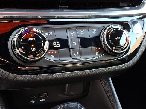 Used 2025 Buick Envista Sport Touring w/ Convenience I Package image 24