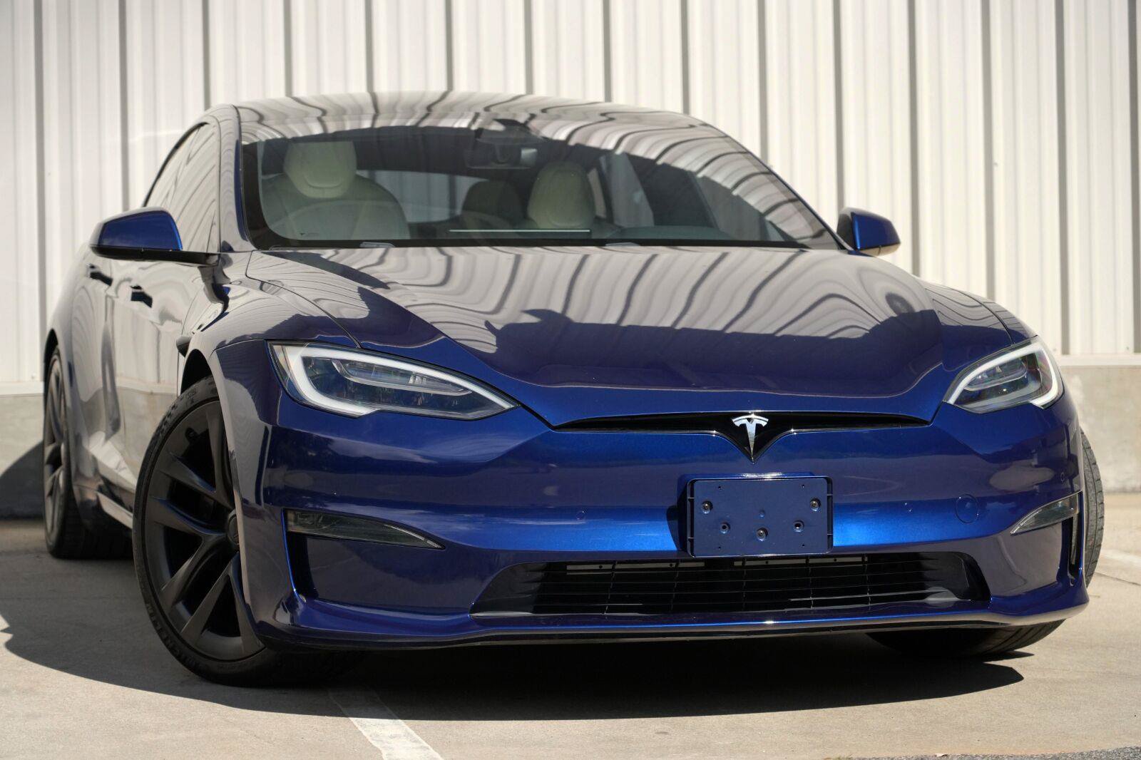 Used 2022 Tesla Model S Plaid AWD/4WD image 3