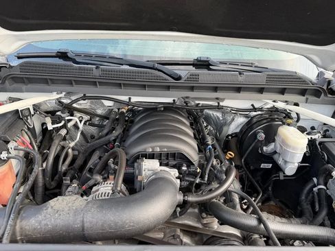 Used 2018 Chevrolet Silverado 1500 LT w/ All Star Edition AWD/4WD image 11