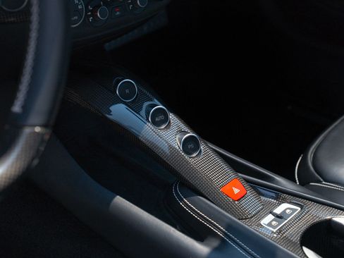 Used 2015 Ferrari F12 Berlinetta RWD image 51
