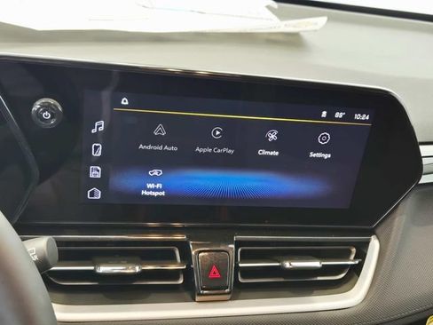 New 2025 Chevrolet TrailBlazer LT w/ Convenience Package FWD image 19