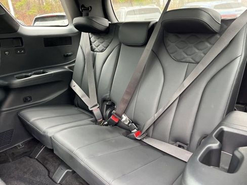 Used 2022 Hyundai Palisade Calligraphy image 18