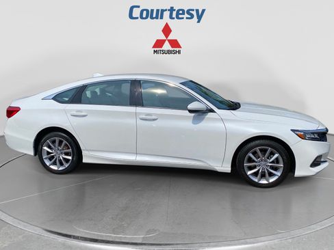 Used 2021 Honda Accord LX image 6