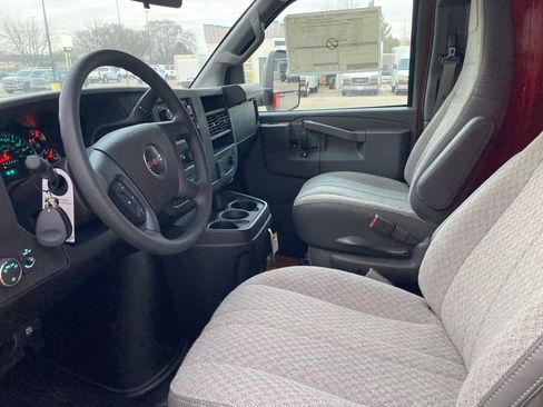 New 2025 GMC Savana 3500 w/ Power Convenience Package RWD image 10