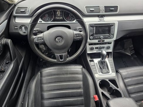 Used 2013 Volkswagen CC R-Line image 32