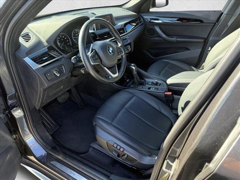 Used 2018 BMW X1 sDrive28i image 9