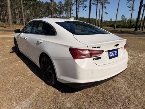 Used 2024 Chevrolet Malibu LT w/ Sport Edition image 3