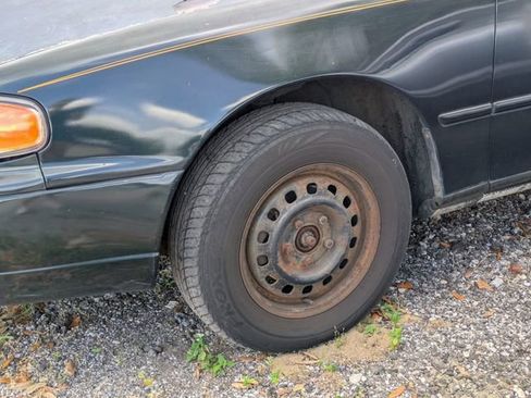 Used 1995 Toyota Camry DX image 5