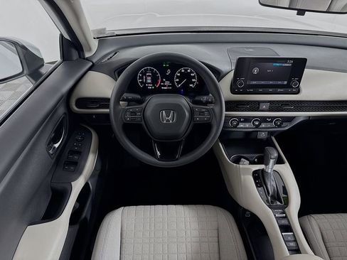 Certified 2023 Honda HR-V LX image 20