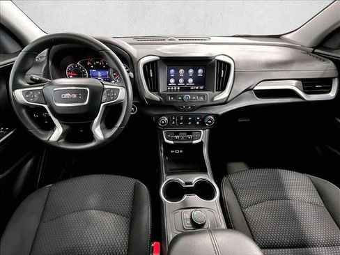 Used 2023 GMC Terrain SLE FWD image 16