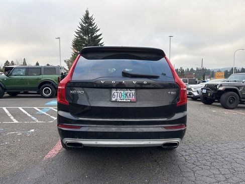 Used 2020 Volvo XC90 T5 Momentum w/ Protection Package Premier image 6