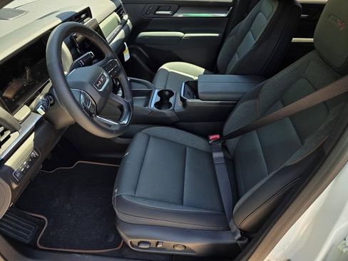 New 2026 GMC Terrain AT4 AWD/4WD image 14