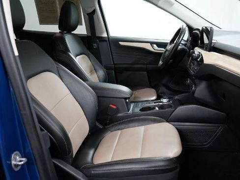 Certified 2022 Ford Escape Titanium w/ Titanium Elite Package AWD/4WD image 24