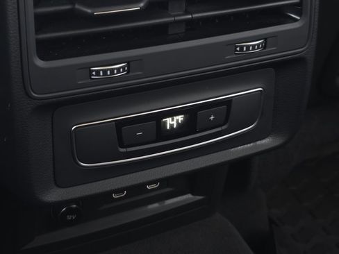 Used 2023 Audi Q7 2.0T Premium Plus w/ Premium Plus Package image 18