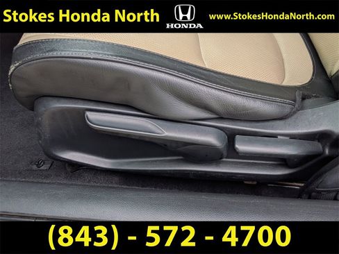 Certified 2017 Honda Civic EX-L image 19