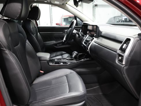 Used 2022 Kia Sorento SX image 30