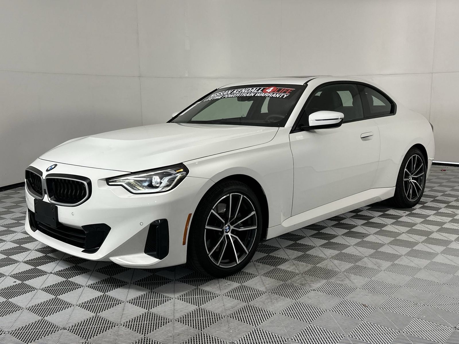 Used 2026 BMW 230i Coupe RWD image 4