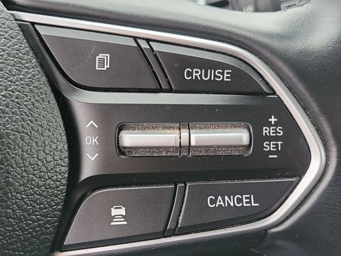 Used 2020 Hyundai Santa Fe Limited FWD image 9