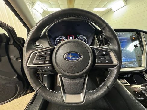 Used 2024 Subaru Outback Premium image 31