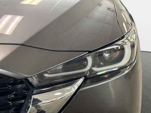 Used 2023 MAZDA CX-5 Signature image 10