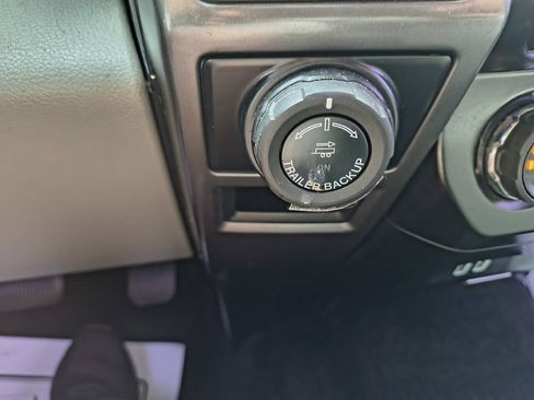 Used 2016 Ford F150 XLT w/ Equipment Group 302A Luxury AWD/4WD image 26