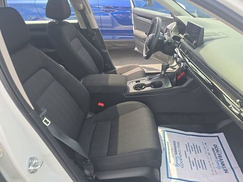 Used 2024 Honda Civic EX image 10