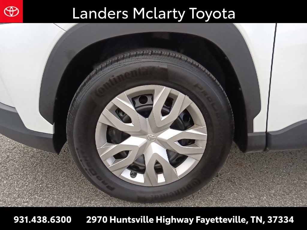 Used 2025 Toyota Corolla Cross L FWD image 10