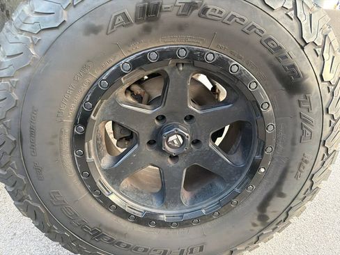 Used 2017 Jeep Wrangler Unlimited Sport w/ Max Tow Package AWD/4WD image 5