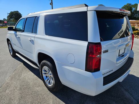 Used 2018 Chevrolet Suburban LS w/ Max Trailering Package image 4