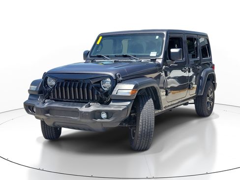 Used 2021 Jeep Wrangler Unlimited Sport AWD/4WD image 3