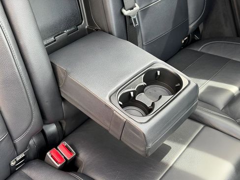 Used 2018 Mercedes-Benz GLE 43 AMG 4MATIC image 32