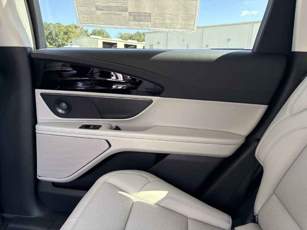 New 2026 Lincoln Nautilus Premier w/ Equipment Group 102A AWD/4WD image 15