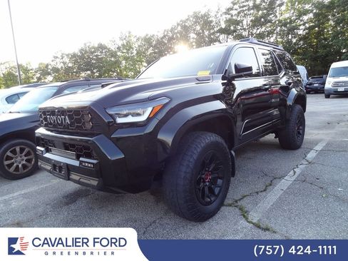 Used 2025 Toyota 4Runner TRD Pro AWD/4WD image 3