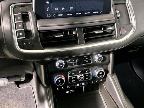 Used 2023 GMC Yukon AT4 w/ AT4 Premium Plus Package image 25