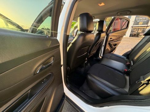 Used 2019 Buick Encore Preferred FWD image 11
