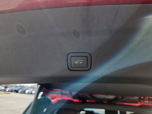 New 2025 GMC Yukon AT4 Ultimate w/ LPO, Floor Liner Package image 9