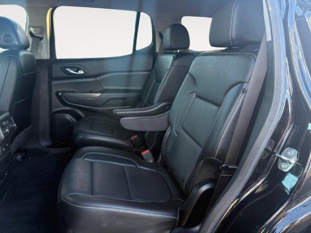 Used 2023 GMC Acadia SLT w/ Elevation Edition AWD/4WD image 13