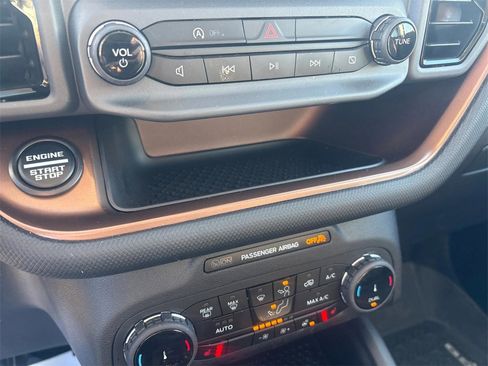 Used 2024 Ford Bronco Sport Outer Banks w/ Tech Package image 25