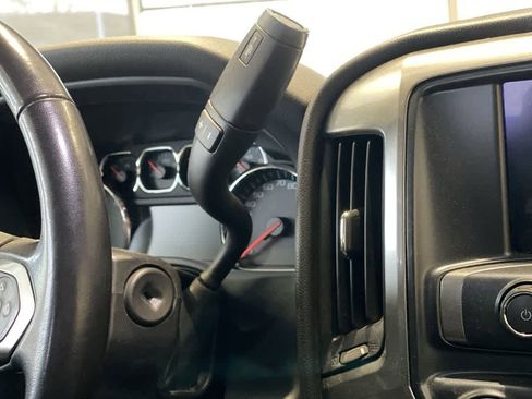 Used 2018 Chevrolet Silverado 1500 LT image 21