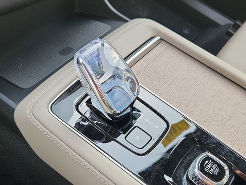 Used 2026 Volvo XC90 B6 Plus w/ Protection Package Premier image 14